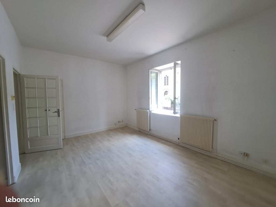Appartement 3 pièces 61 m² · à Voiron · 61 m² · 550 €
