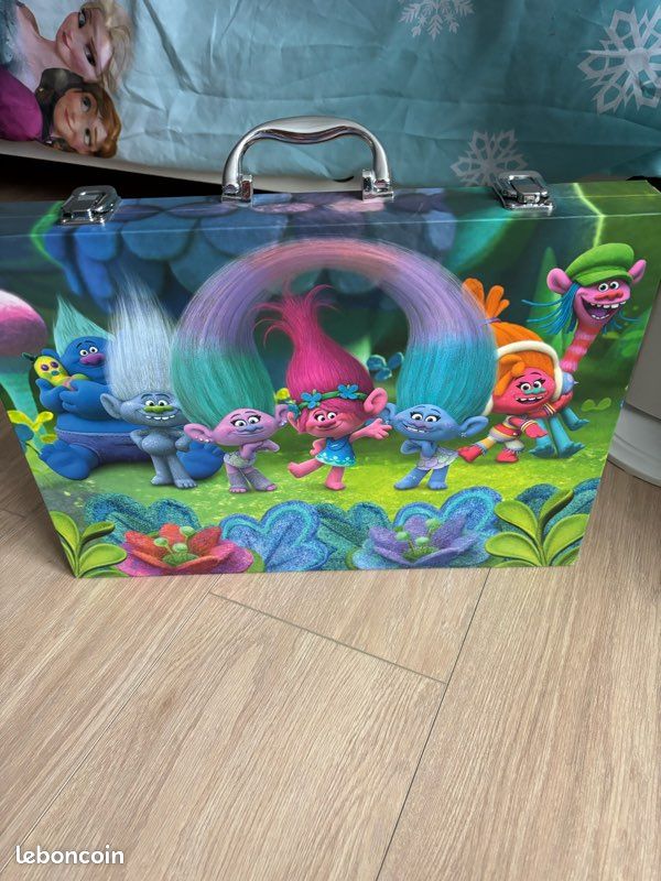 Malette crayola les trolls (image 1)