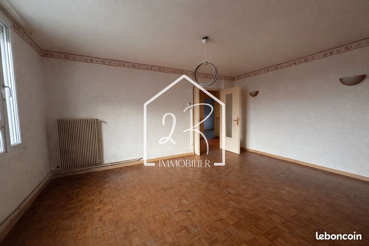 Appartement 5 pièces 85 m² · à Corbas · 85 m² · 167 000 €
