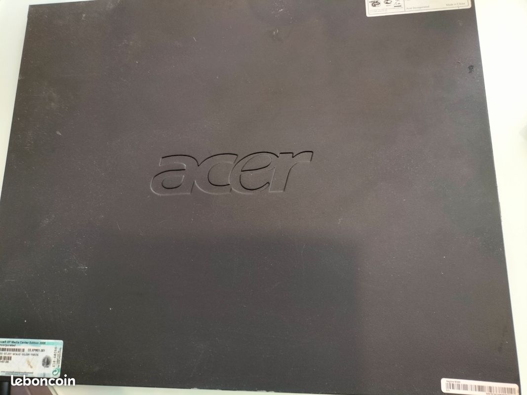 2 TOURS ACER ASPIRE WINDOWS 7 et XP en Panne + Boîte à Musique LABTEC + ÉCRAN/ CLAVIER ( Au Choix possible) (image 4)