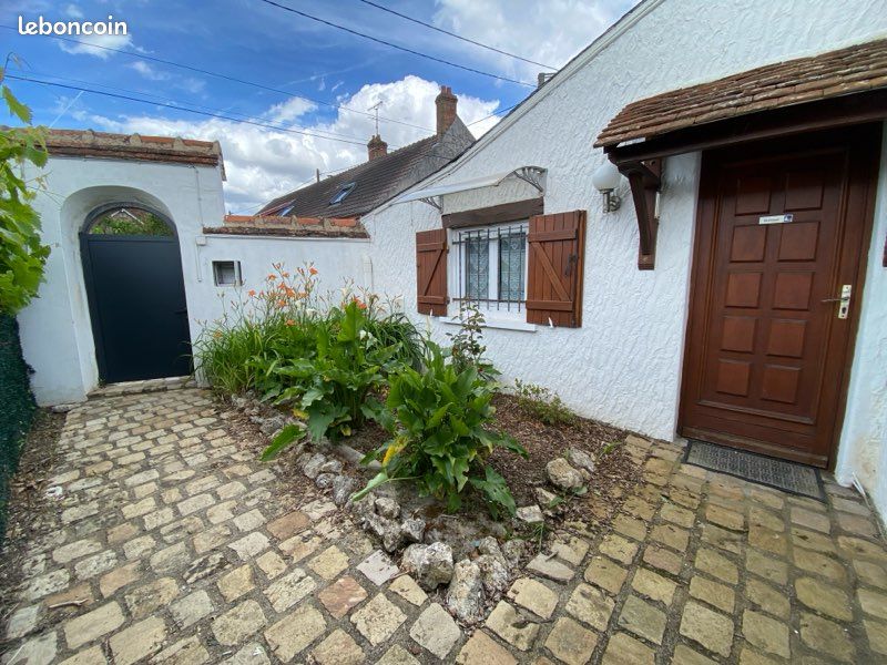 Maison 1 pièce 30 m² · à Olivet · 30 m² · 470 €