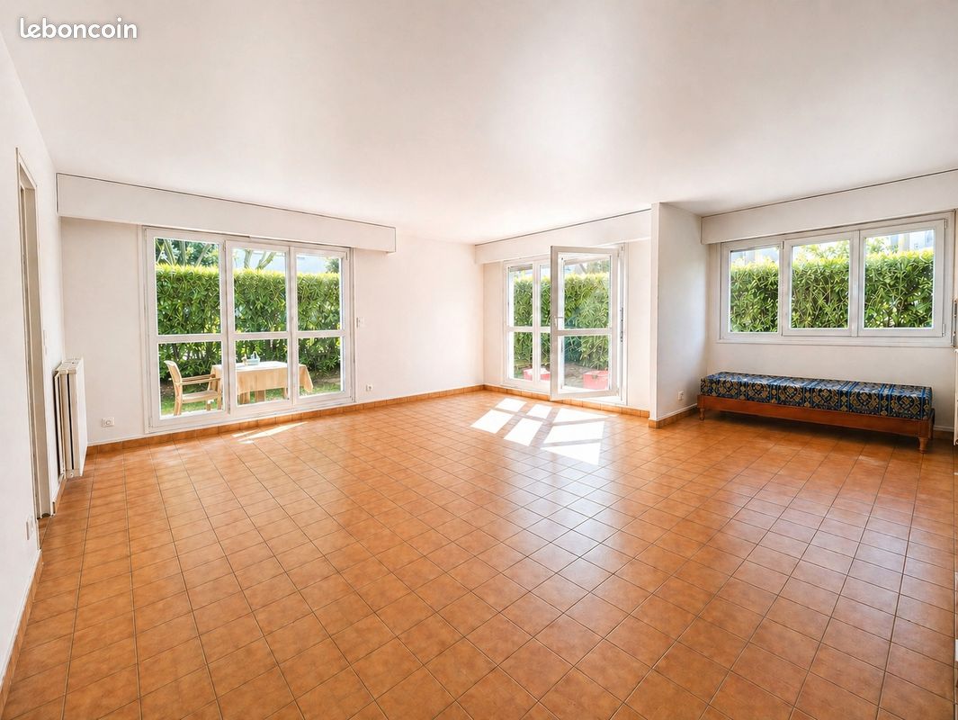 Appartement 4 pièces 105 m² · à Bois-d'Arcy · 105 m² · 350 000 €