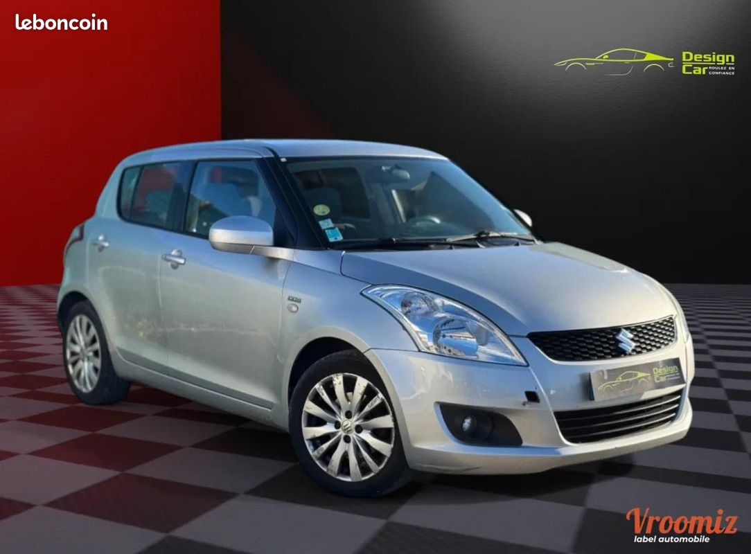 Suzuki Swift 1.3 DDIS 75 GLX (image 2)