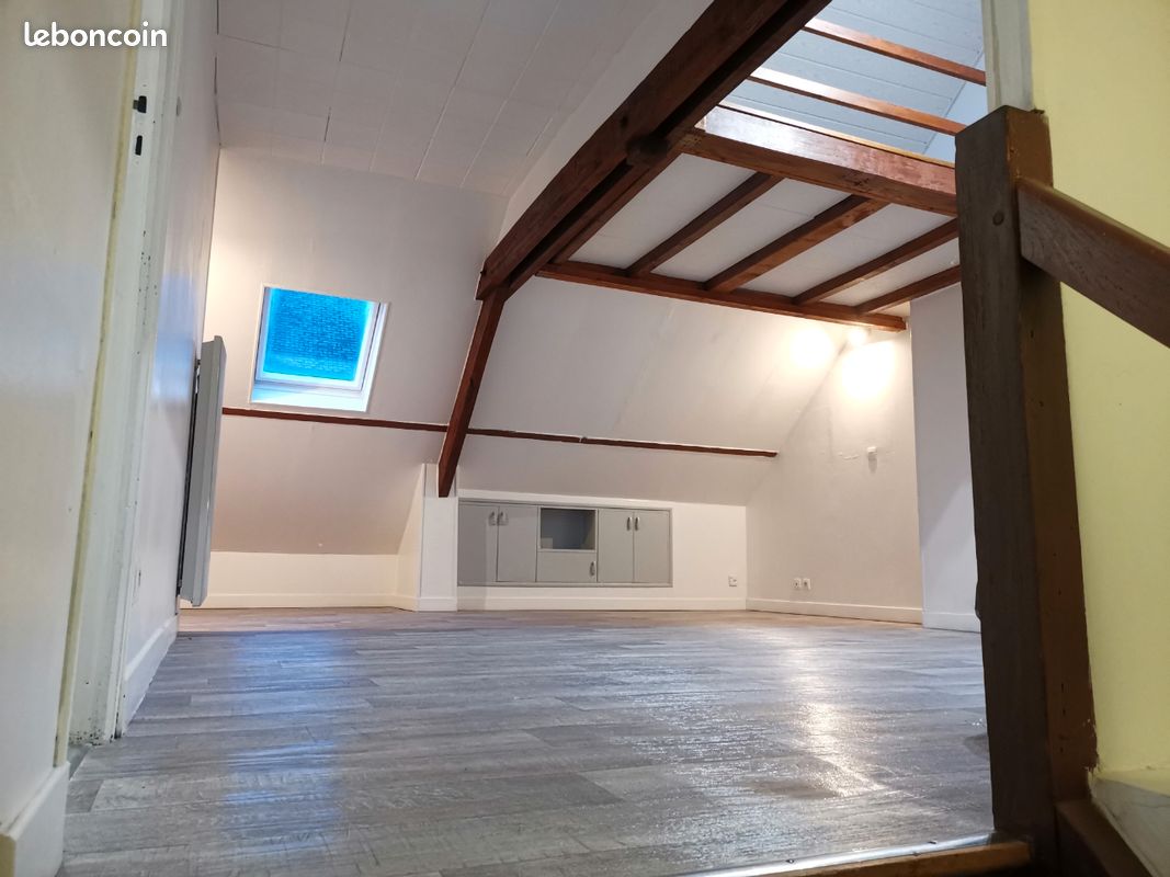 Appartement 1 pièce 37 m² · à Vire Normandie · 37 m² · 450 €