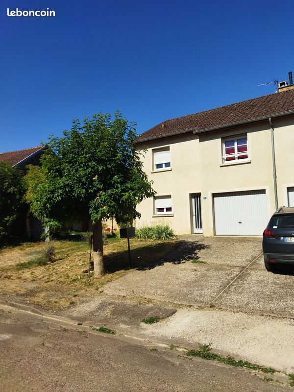 Maison 5 pièces 103 m² · à Fontaine-le-Comte · 103 m² · 95 000 €