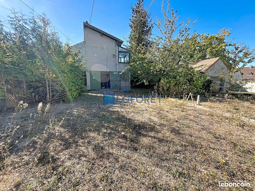 Maison 3 pièces 60 m² · à Saintry-sur-Seine · 60 m² · 230 000 €