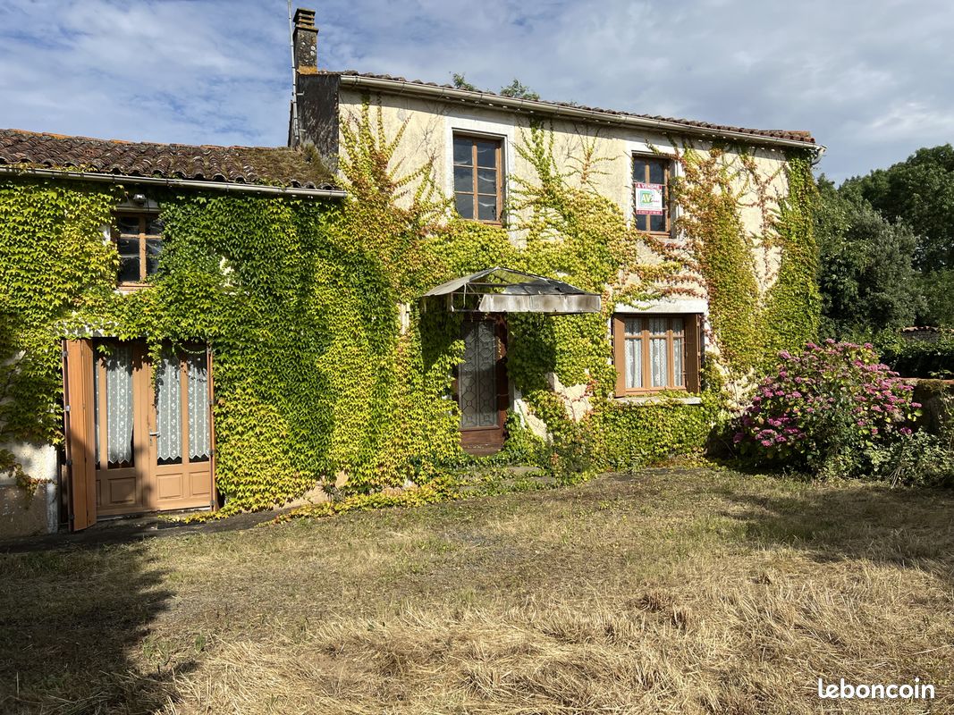 Maison 3 pièces 99 m² · à Thiré · 99 m² · 142 310 €