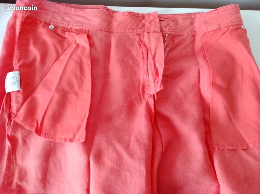 Short femme orange de chez Breal Vêtements