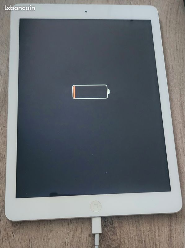 IPad Air 1 (A1474) Wi‑Fi - HS / pour pièces ou recyclage - iCloud