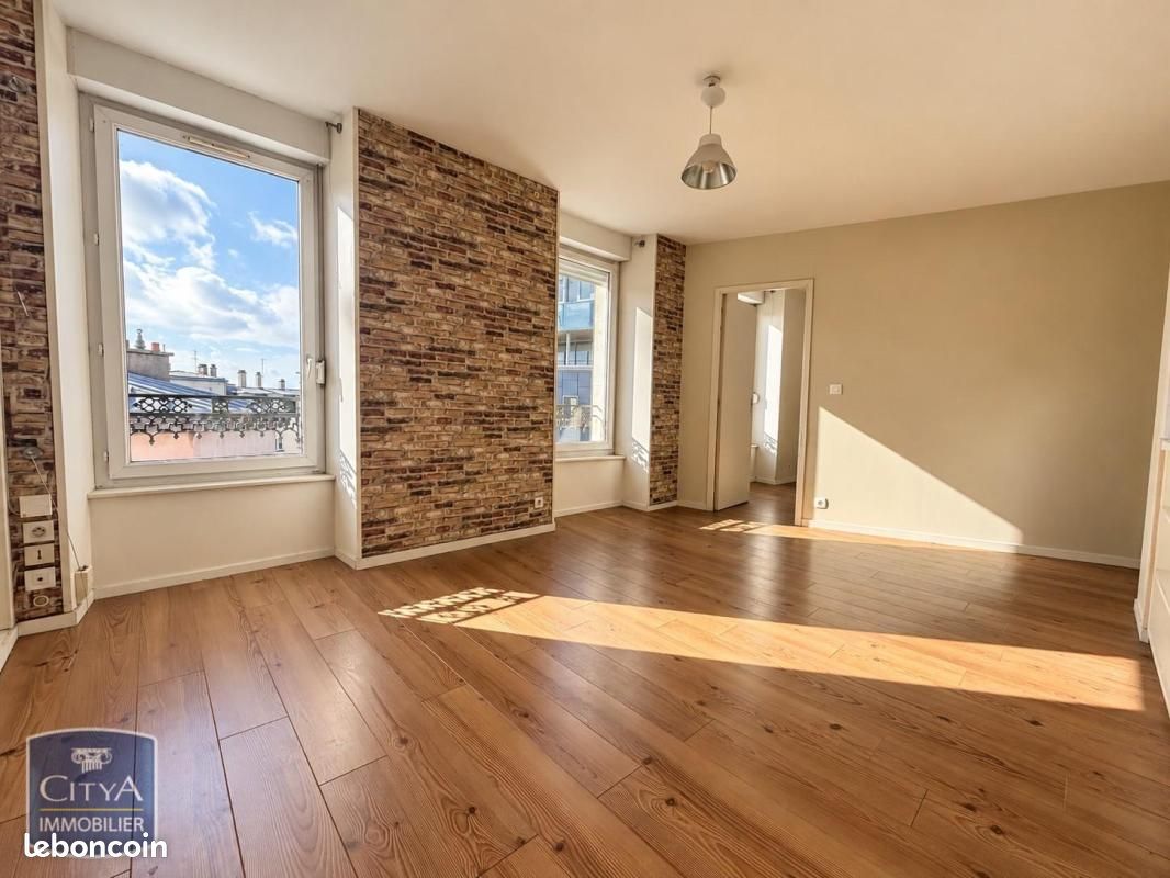 Appartement 2 pièces 32 m² · à Brest · 32 m² · 490 €/mois
