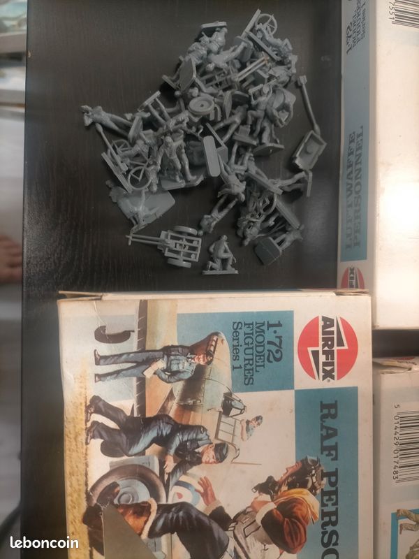 Lot De Figurines AIRFIX / Starlux - Soldats, Occasion, À Voir