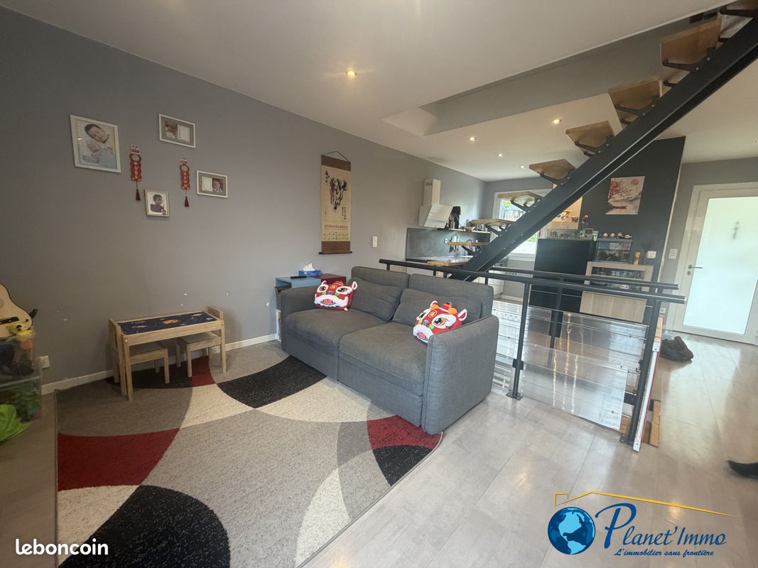Maison 4 pièces 90 m² · à Saint-Jean-Bonnefonds · 90 m² · 185 000 €