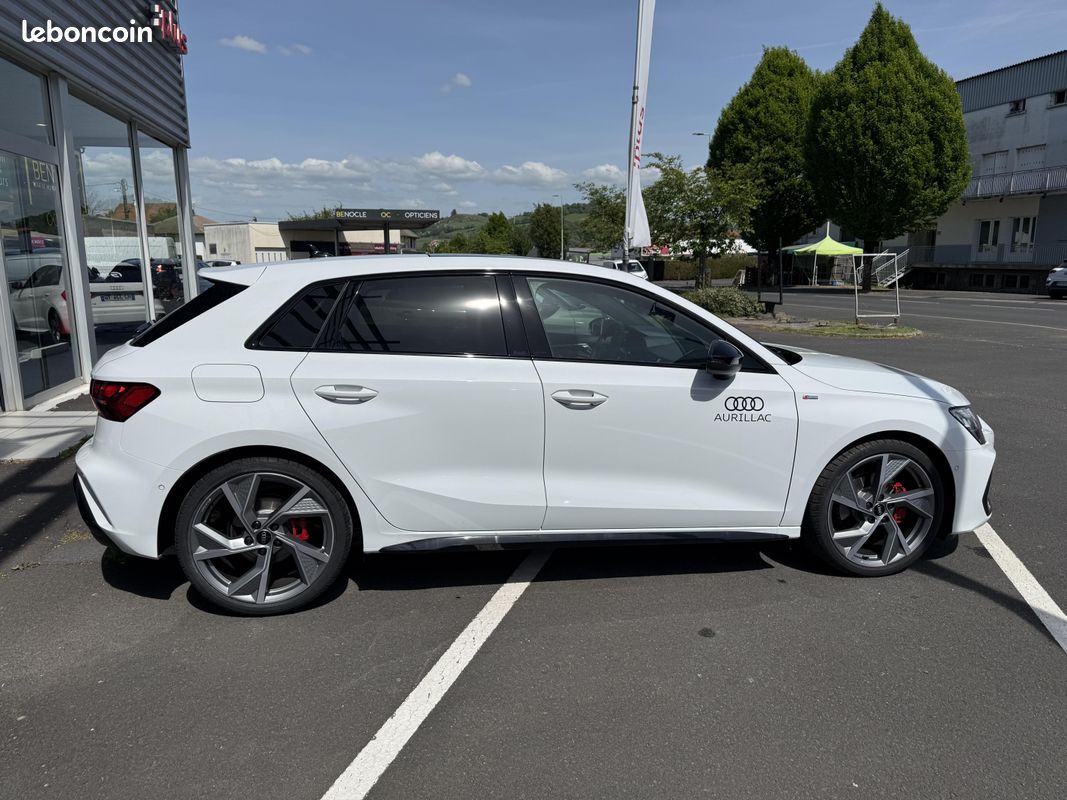 AUDI A3 Sportback 35 TFSI Mild Hybrid 150 S tronic 7 S line (image 6)