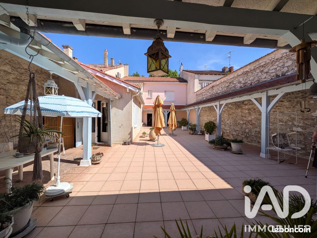 Maison 7 pièces 186 m² · à Villeneuve-sur-Lot · 186 m² · 246 750 €