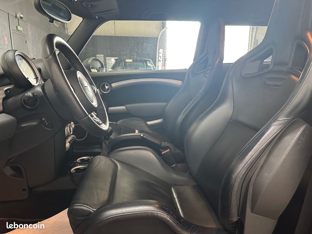 MINI HATCH R56 184 ch Cooper S + SIEGES RECARO + PACK JCW (image 12)