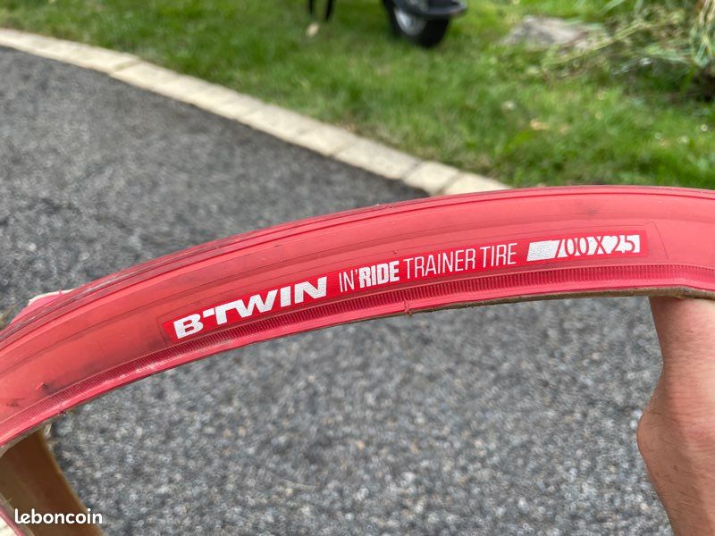Btwin 700x25 Road Bike Tyres Decathlon Bike Tyres Clearance