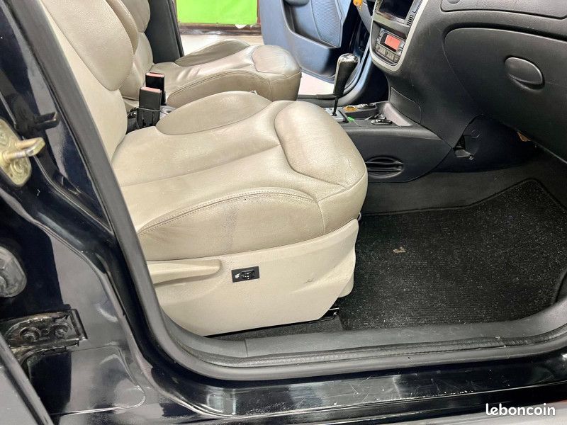 Citroen C3 1.6I 16V EXCLUSIVE BA AUTOMATIQUE (image 17)
