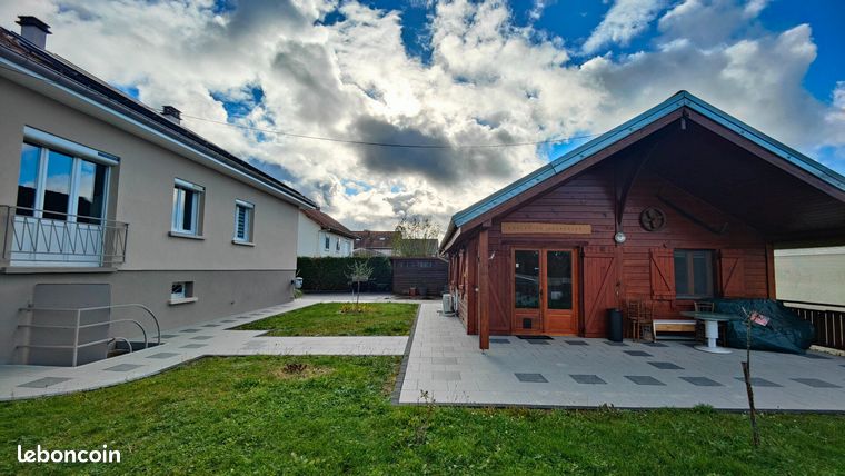 Chalet 9 pièces 140 m²