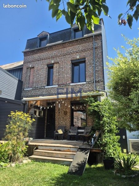 Maison 8 pièces 163 m² · à Neufchâtel-en-Bray · 163 m² · 283 000 €
