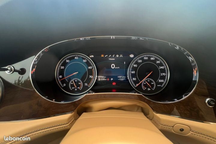 BENTLEY BENTAYGA W12 6.0 608 4X4 BVA 608Ch Garantie 12 mois (image 10)