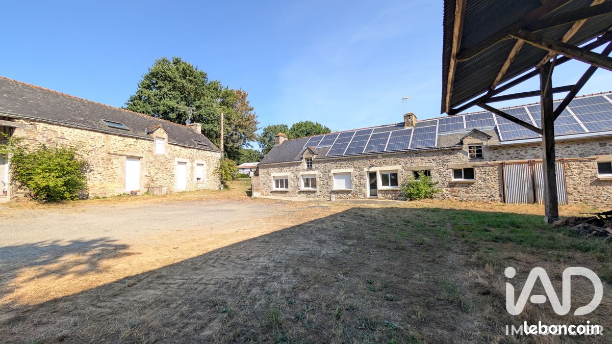 Maison 9 pièces 179 m² · à Évellys · 179 m² · 252 000 €