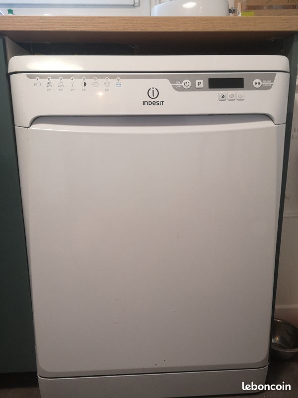 Lave vaisselle Indesit (image 1)
