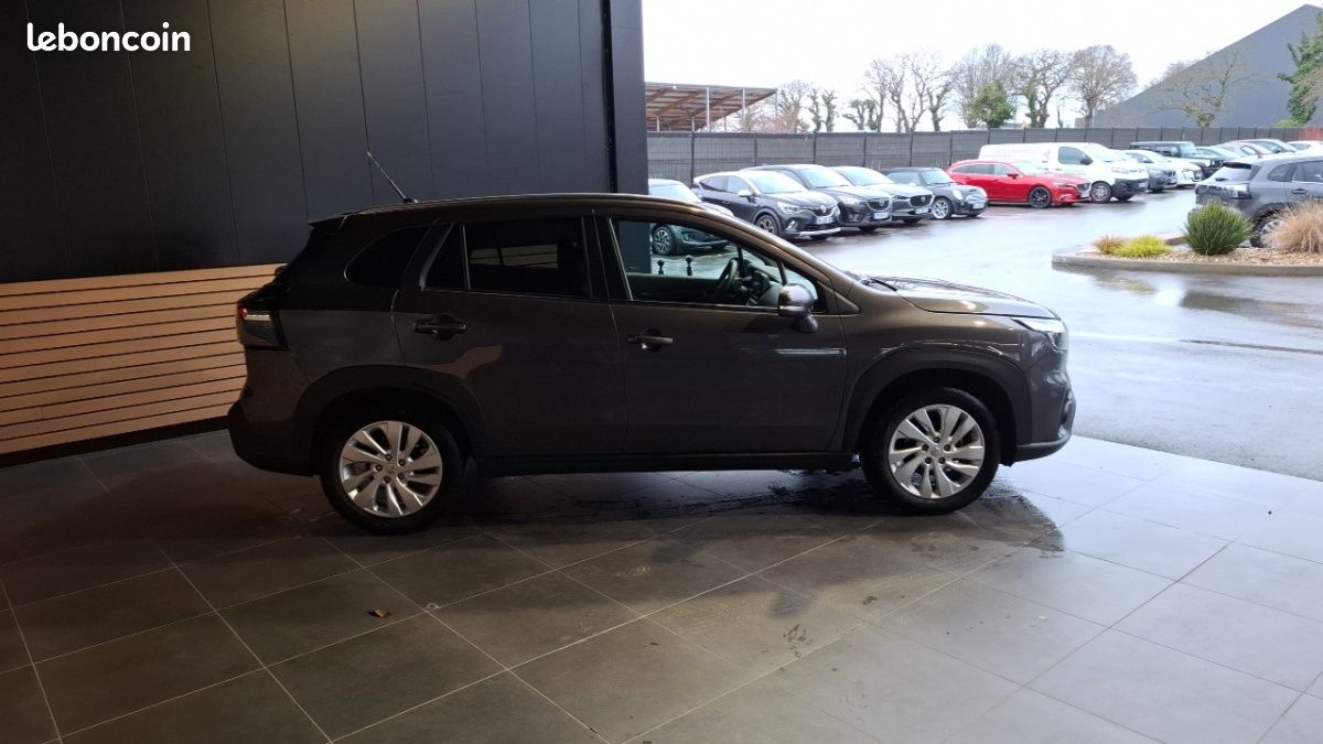 Suzuki s-cross II 1.4 BOOSTERJET HYBRID PRIVILEGE (image 5)