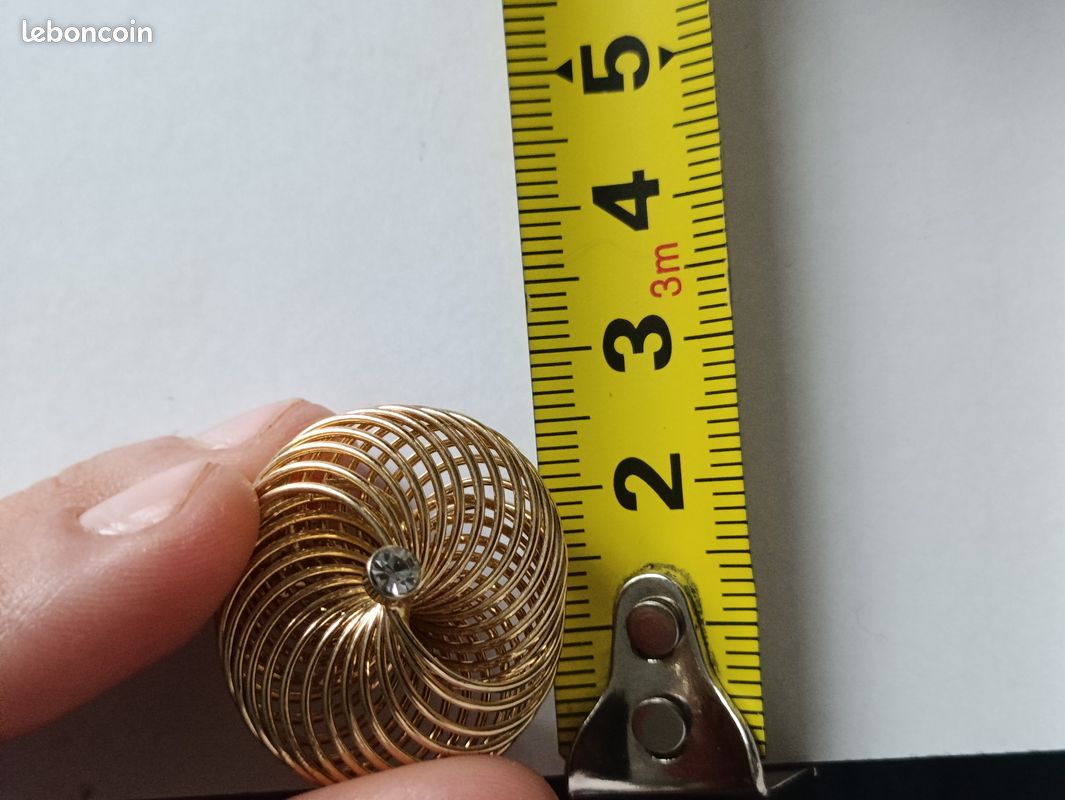 Boucles D'oreilles Vintage à Clip - Forme Spirale Bicolore - Bijou Fantaisie Rétro