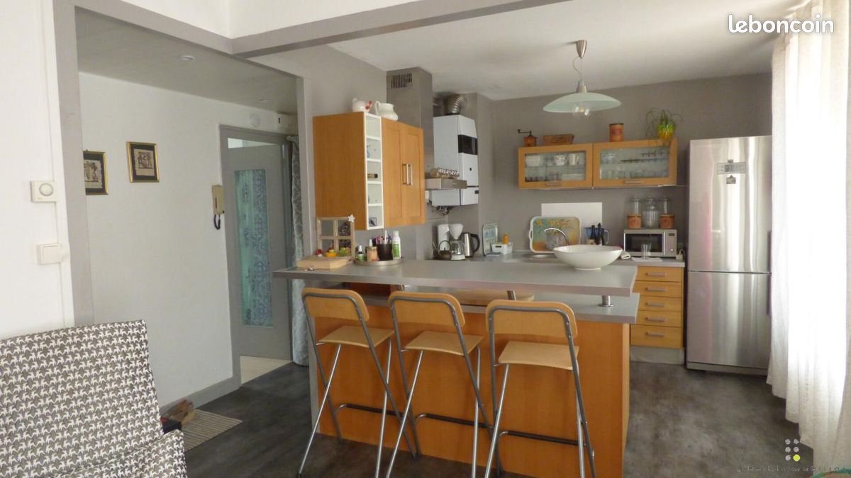 Appartement 3 pièces 50 m² · à Le Puy-en-Velay · 50 m² · 587 €/mois