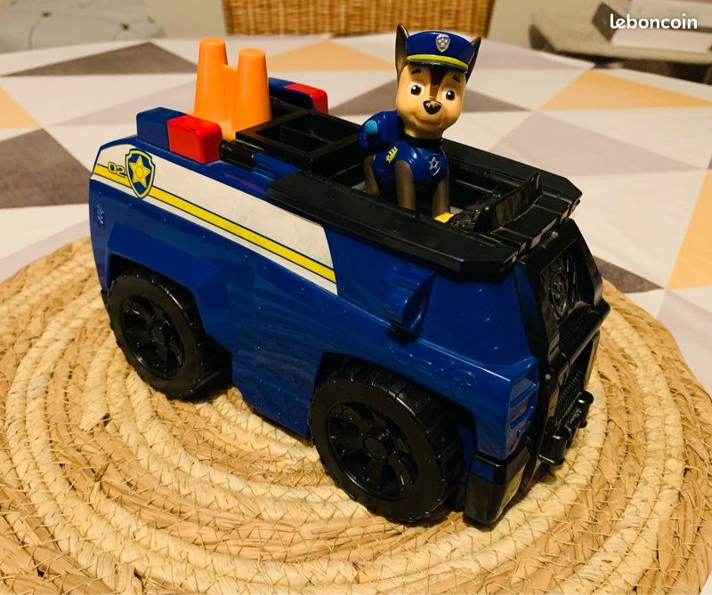 Véhicule Pat Patrouille « Chase » transformable (image 1)