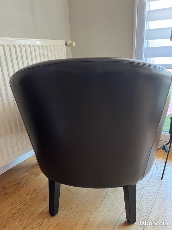 Fauteuil club en cuir « Maison du Monde » À restaurer (image 3)