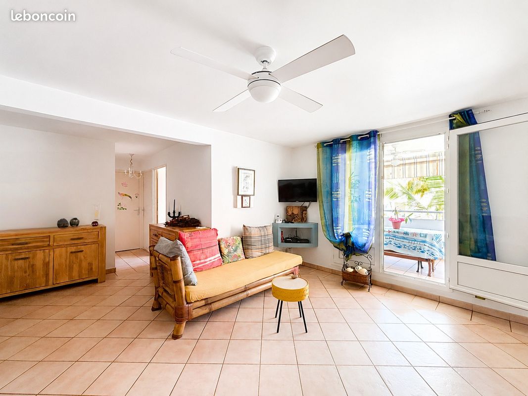 Appartement 4 pièces 76 m² · à Saint-Denis · 76 m² · 172 000 €
