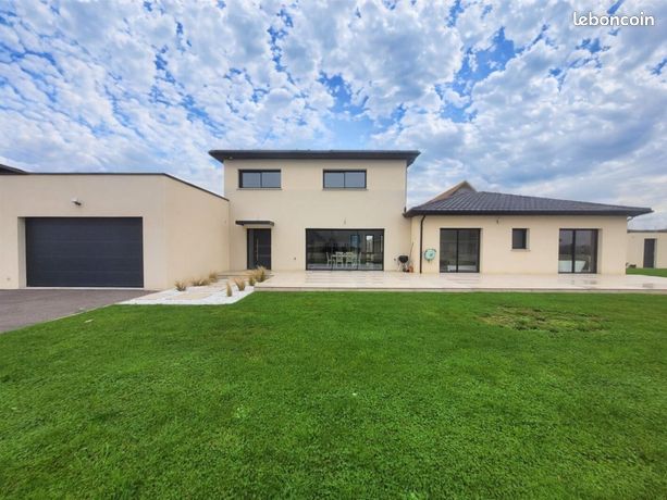 Maison 5 pièces 180 m²