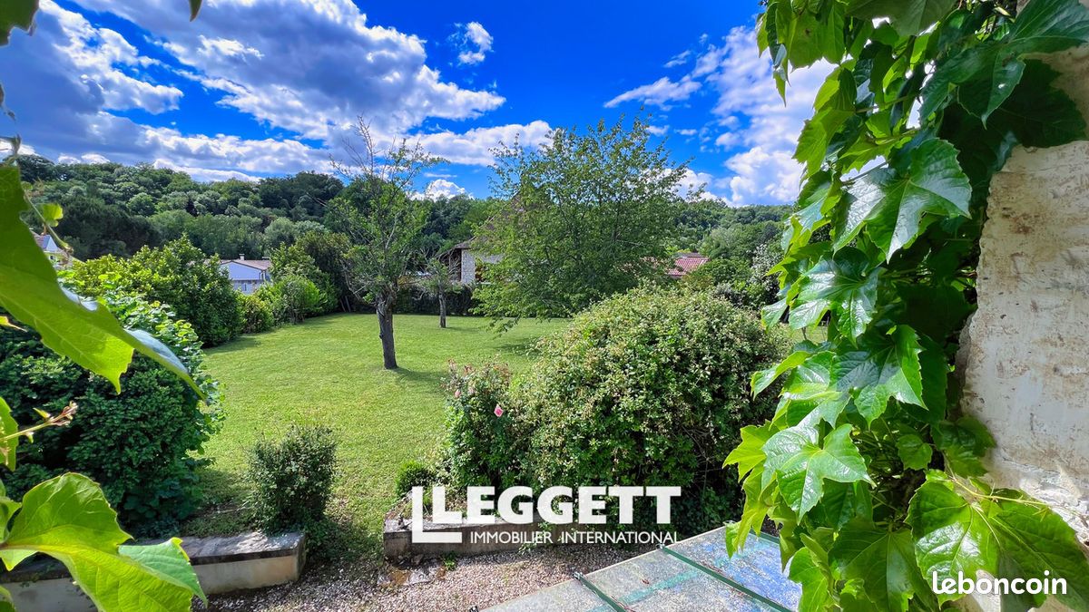 Maison 5 pièces 100 m² · à Brantôme en Périgord · 100 m² · 295 500 €