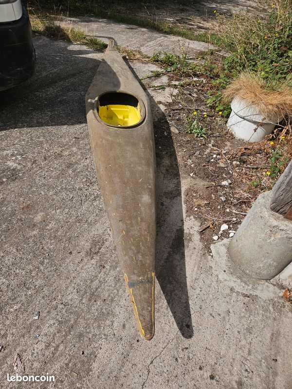 Kayak en carbone (image 1)