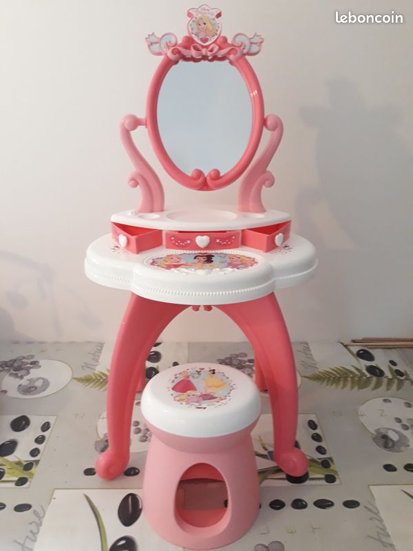 Coiffeuse enfant (image 1)
