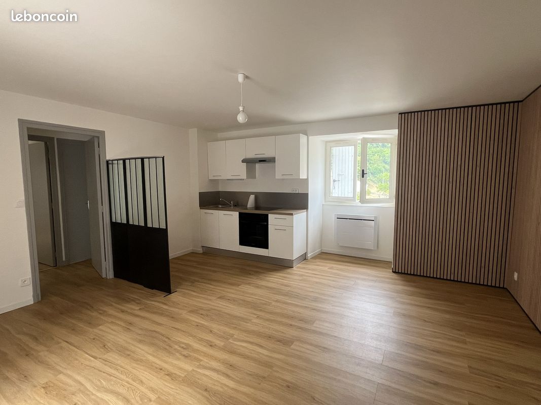 Maison 3 pièces 50 m² · à Lamastre · 50 m² · 490 €/mois