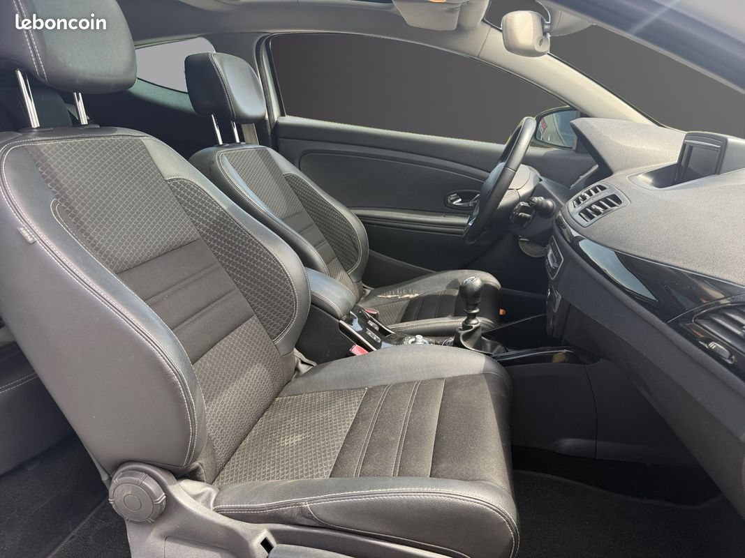 RENAULT MEGANE III COUPE TCE 130 BOSE 132Ch Garantie 12 mois (image 13)