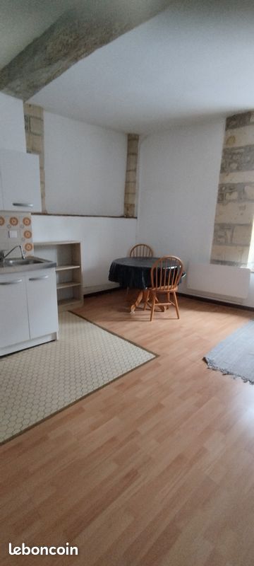 Appartement 1 pièce 25 m² · à Laon · 25 m² · 370 €