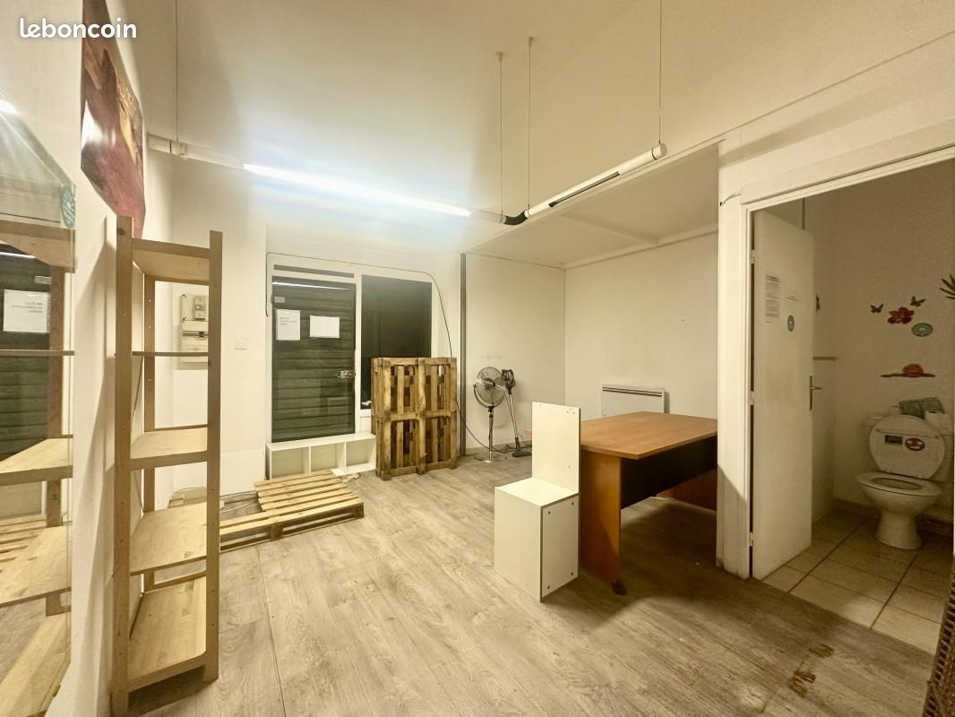 Local 130 m² (image 5)