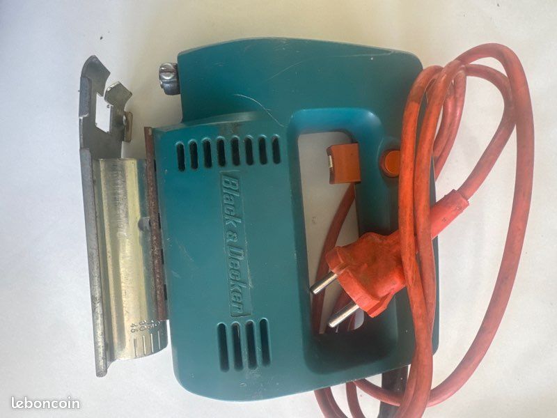 Scie sauteuse Black Decker (image 1)