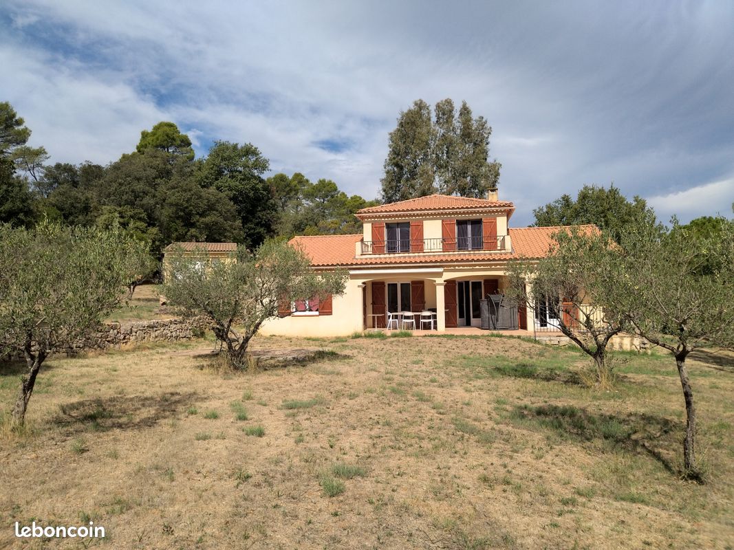 Maison 5 pièces 114 m² · au Thoronet · 114 m² · 450 000 €
