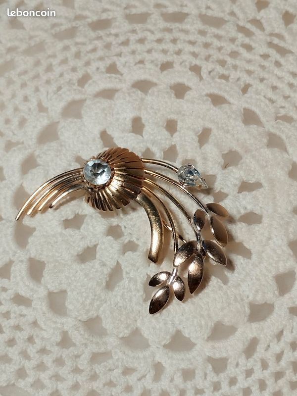 Grande Broche Ancienne Porte-photo – Plaqué Or XIXe Siècle – Bijou Vintage – Sans Verre