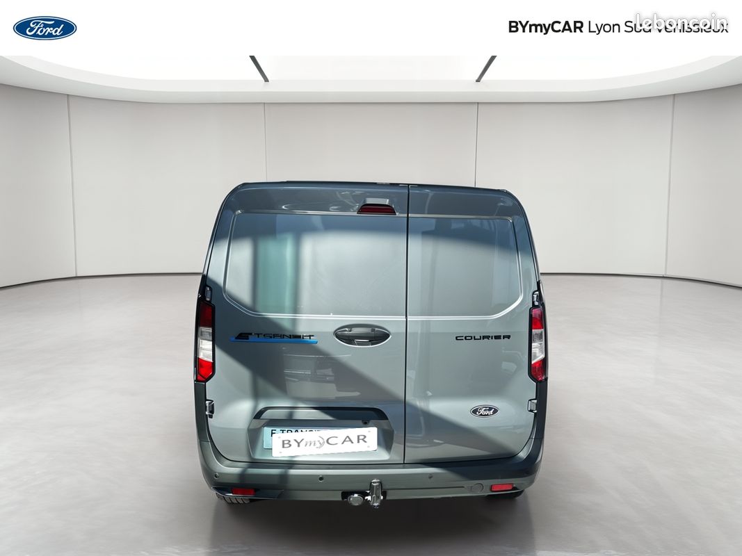 Ford e-transit courier 136 ch 46 kwh trend (image 4)