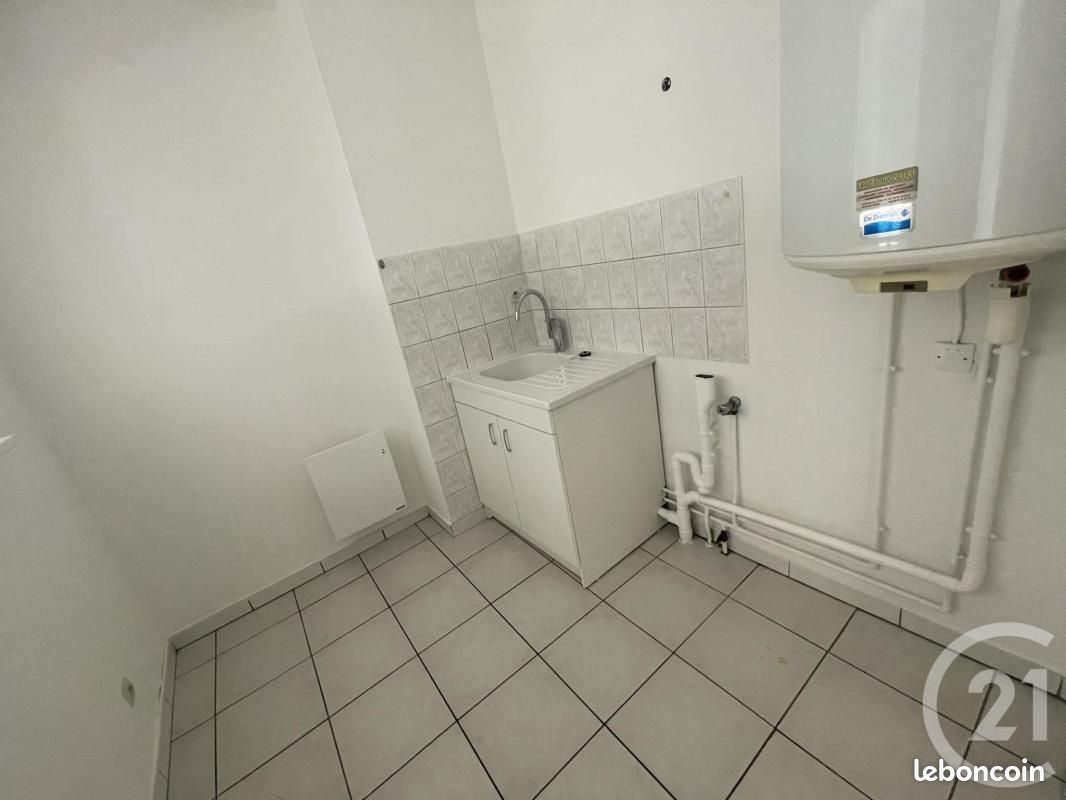 Appartement a louer chalons-en-champagne - 3 pièce(s) - 61 m2 - Surfyn