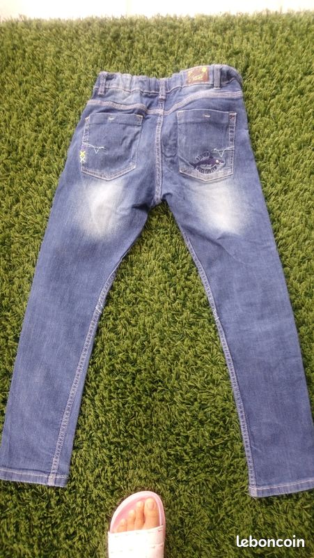 Pantalon jean leger neuf 10/11 ans (image 2)