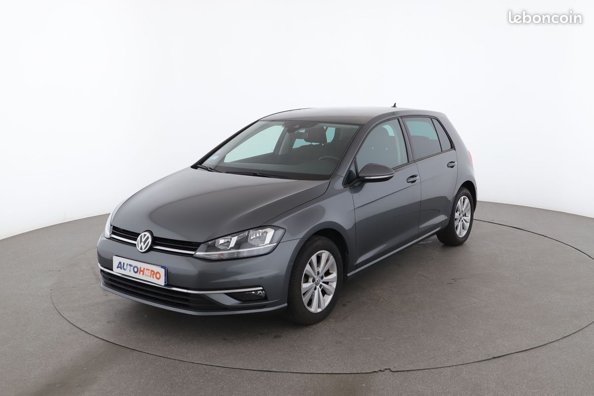 Volkswagen Golf VII 1.0 TSI BlueMotion Tech Confortline Business DSG7 5P 115 ch (image 1)