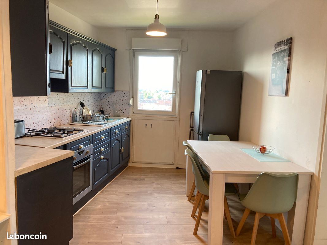Appartement 4 pièces 62 m² · à Loos · 62 m² · 400 €