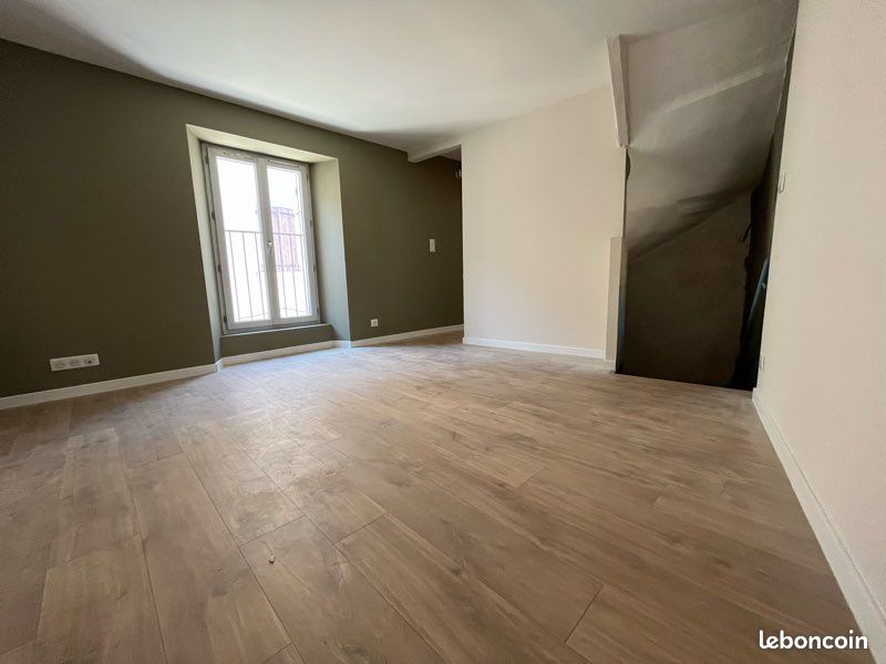 Appartement 3 pièces 45 m² · à Oraison · 45 m² · 750 €/mois