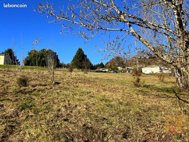 Terrain 2393 m² Castelculier